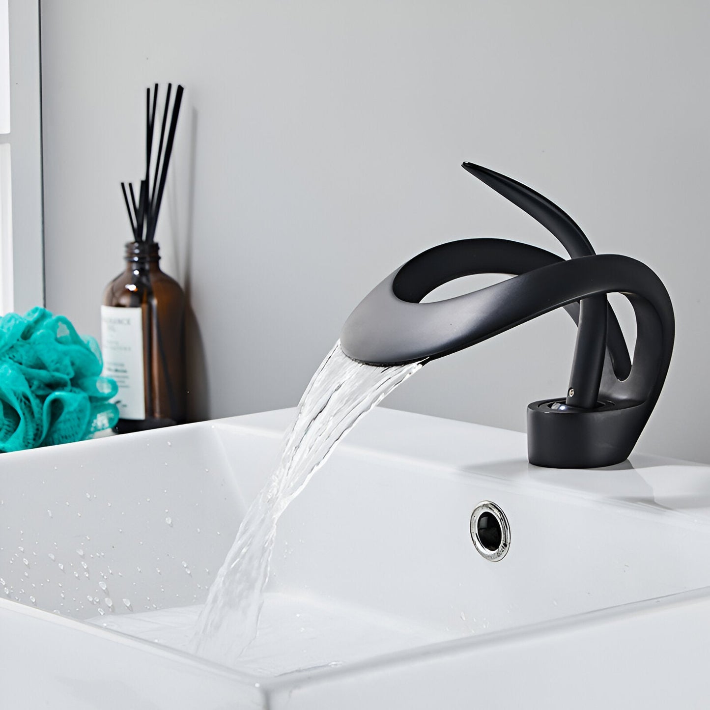 Modern Waterfall Bathroom Sink Faucet with Lead-Free Brass Design | Effortless Installation for Luxurious Relaxation 12