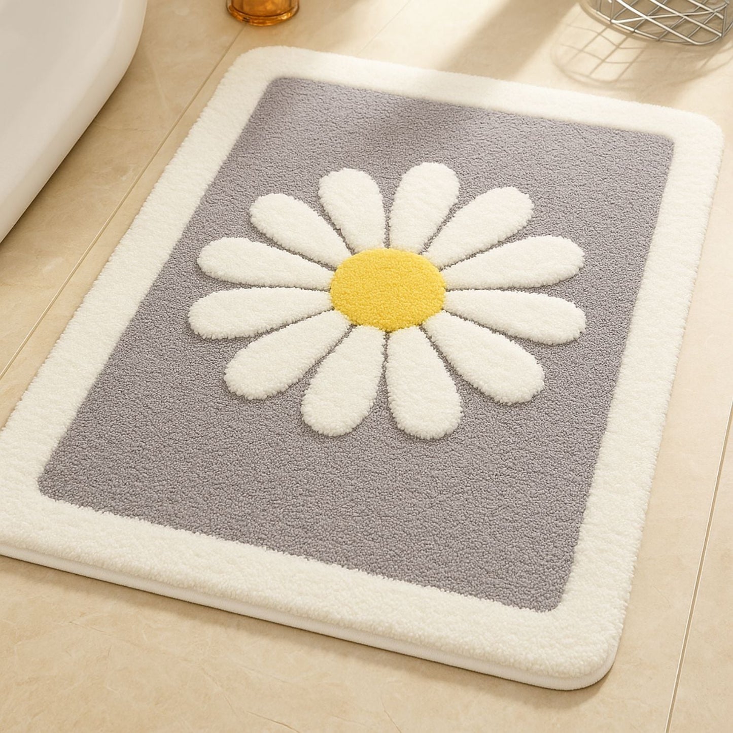 Charming Daisy Bloom | Soft Microfiber Bath Mat with Non-Slip Backing | Floral Design for Everyday Comfort 1