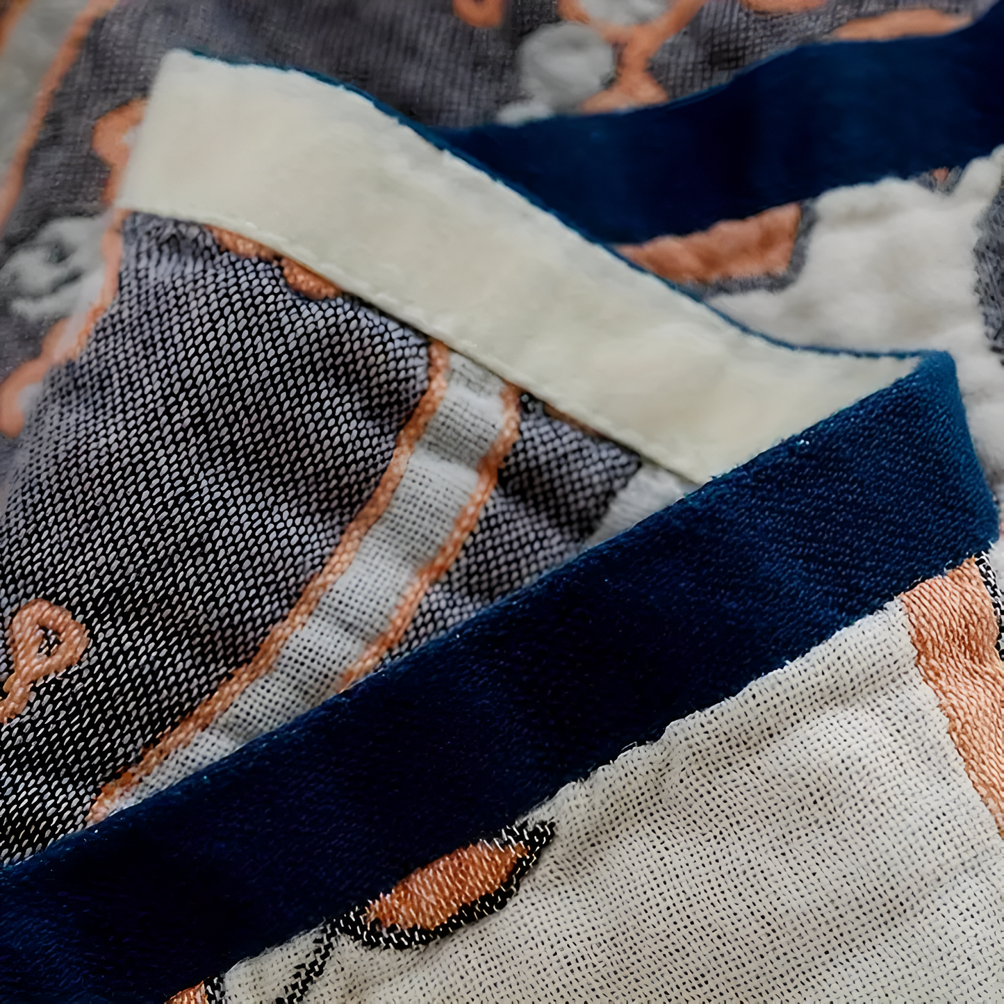 Cotton Blanket Queen | Floral Design | Year-Round Comfort & Versatility 3