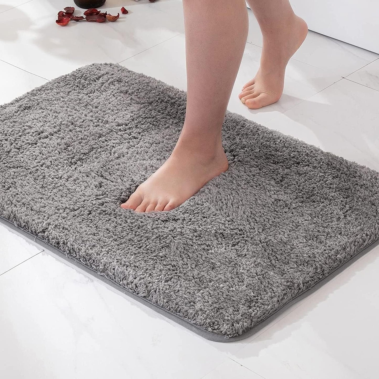 Plush Bath Rug with Non-Slip Backing | Ultra-Soft, Highly Absorbent for Ultimate Comfort 1